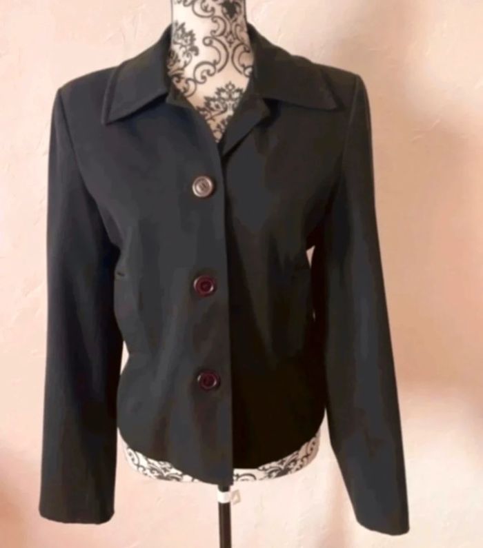 Très belle veste noire blazer 🥰 taille 38 - photo numéro 2