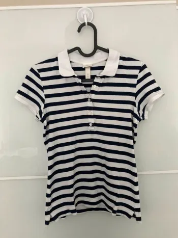 Polo  a rayures  blanc  et bleu