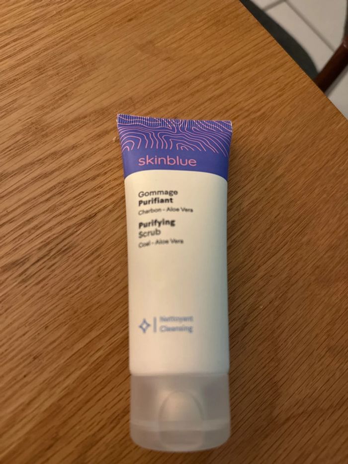 Ski bleu gommage purifiant charbon aloe vera