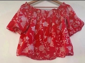 Haut top élastique H&M taille 38  Se porte épaules dénudées ou pas