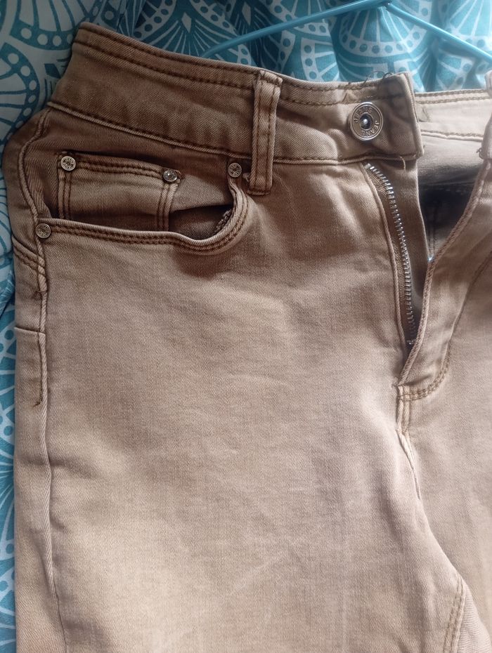 Pantalon beige - photo numéro 3