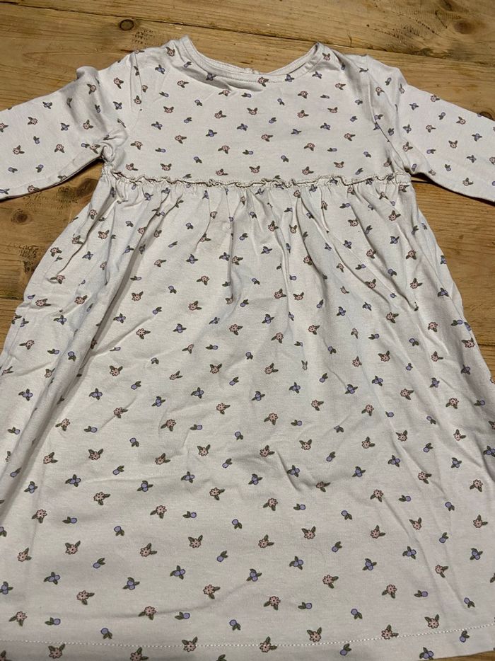 Robe à petites fleurs