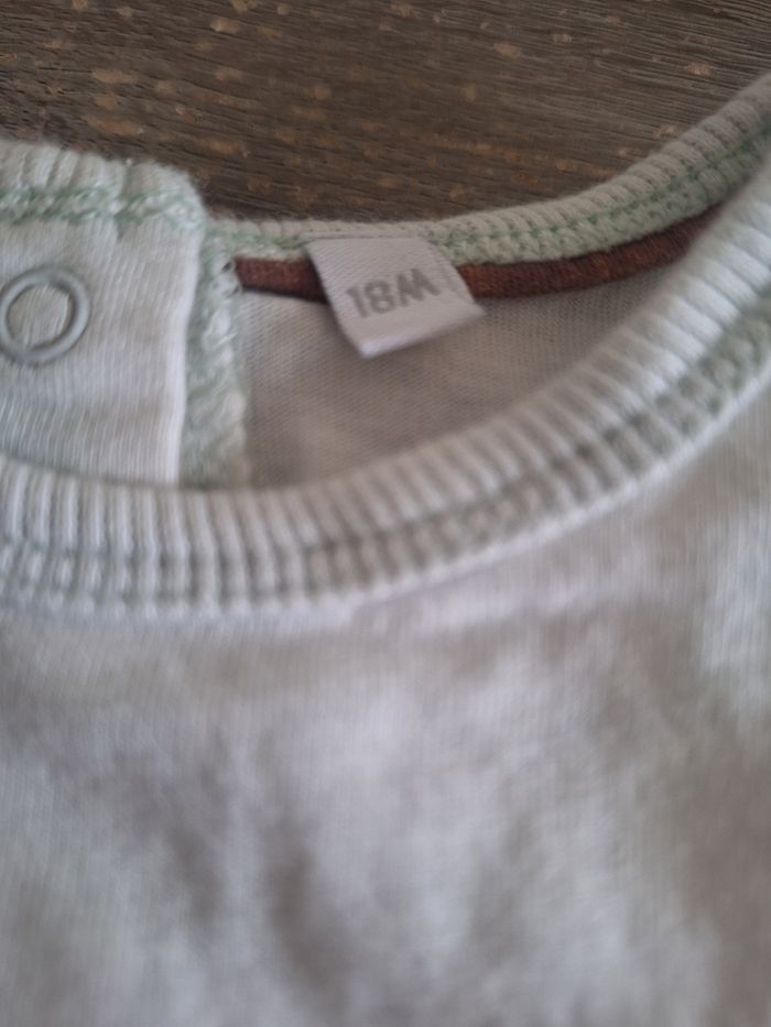 T shirt sans manche - photo numéro 2