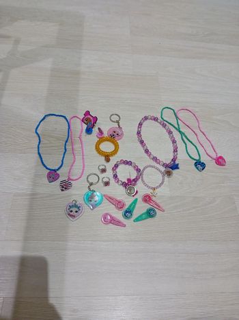 Lot bijoux Lol