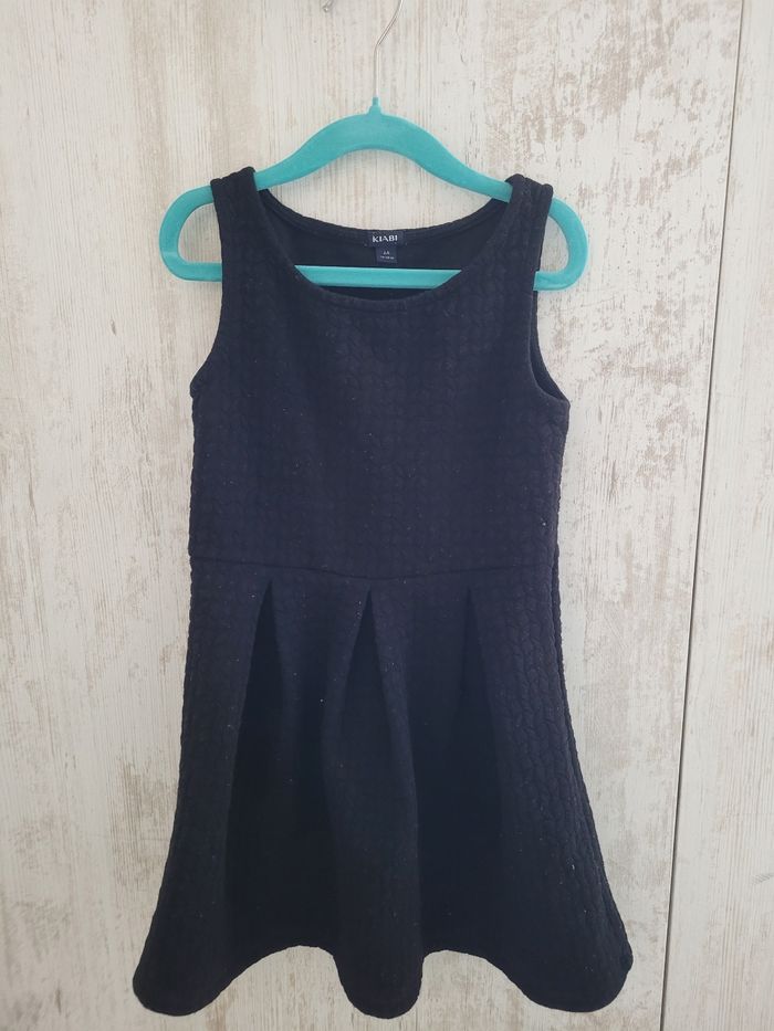 Lot 4 robes kiabl 6 ans - photo numéro 2
