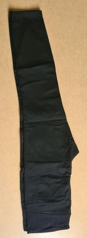 2 pantalons de grossesse, taille 50