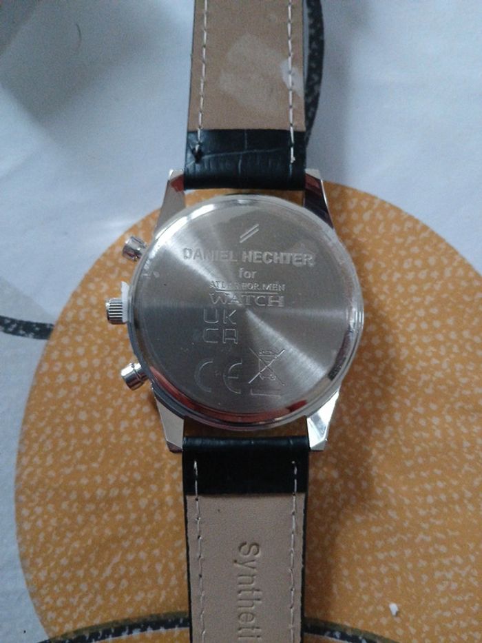 Montre homme - photo numéro 2