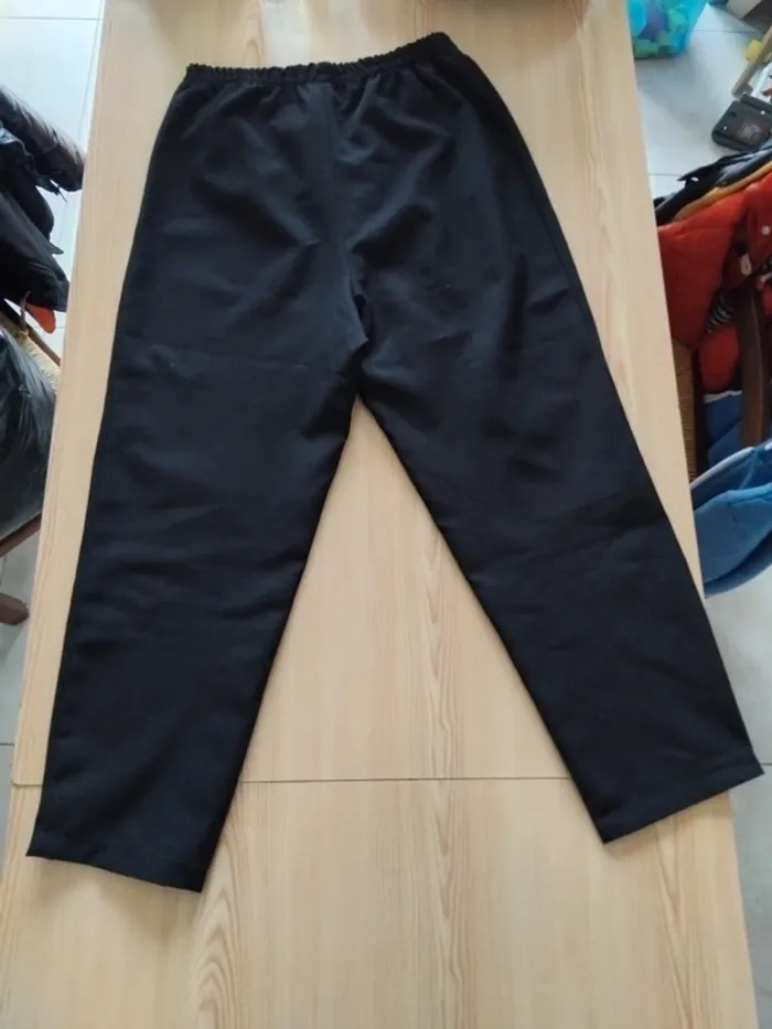 Pantalon 🔄 - photo numéro 2