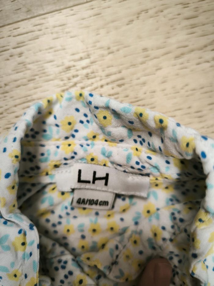 Lot de vêtements la halle 4ans - photo numéro 13