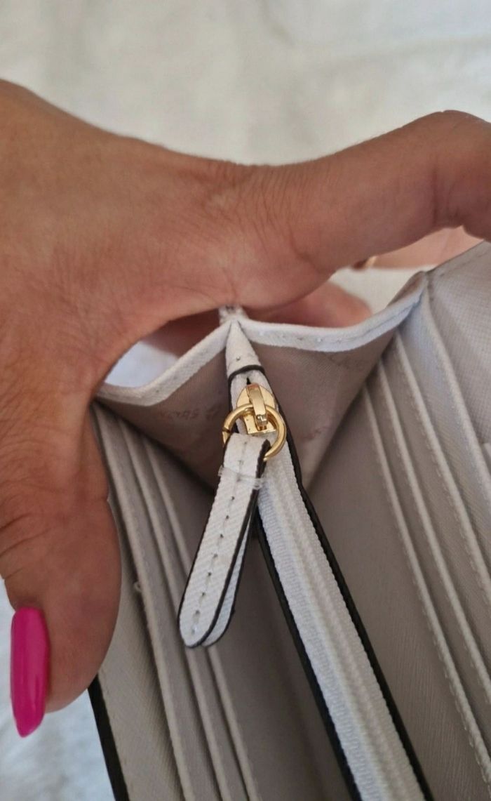 Portefeuille Michael Kors modèle Jet
Set Travel, - photo numéro 6