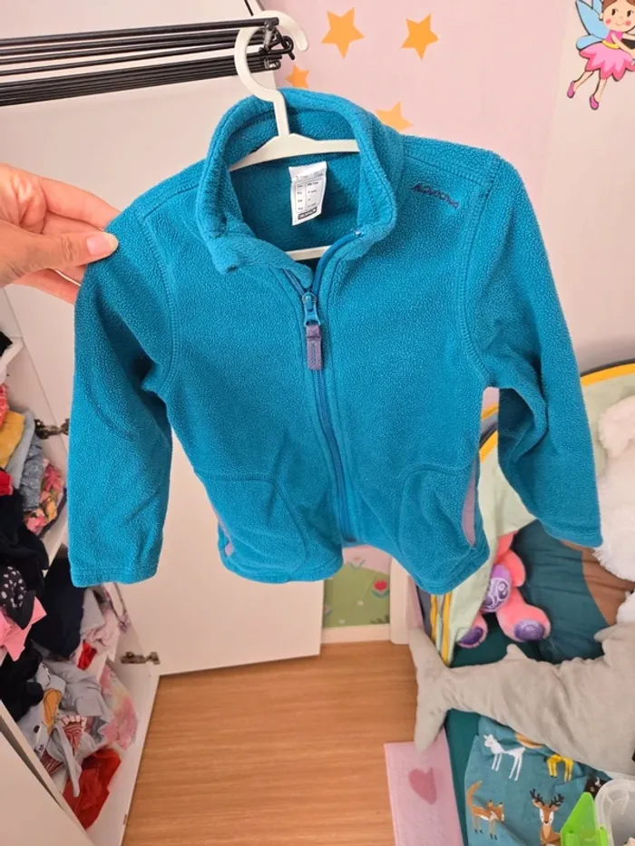 Polaire quechua taille 4 ans
