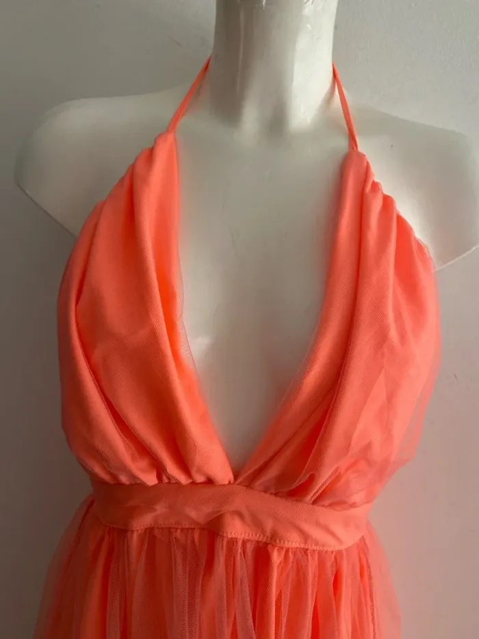 Magnifique robe longue rose fluo - photo numéro 2