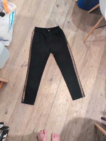 Pantalon noir et bronze ikks 14 ans.