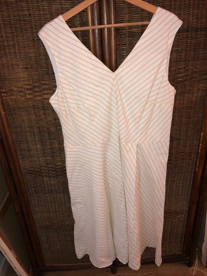 Robe un jour ailleurs neuve 46