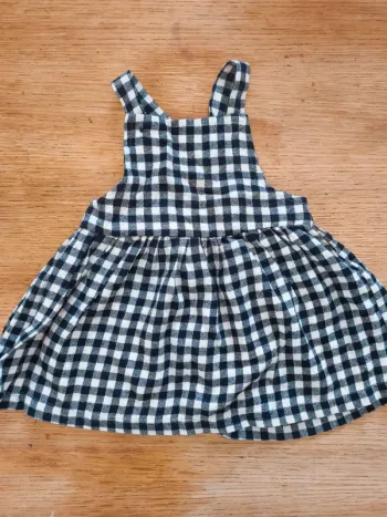 Robe 74cm excellent état zeeman fille 12 mois