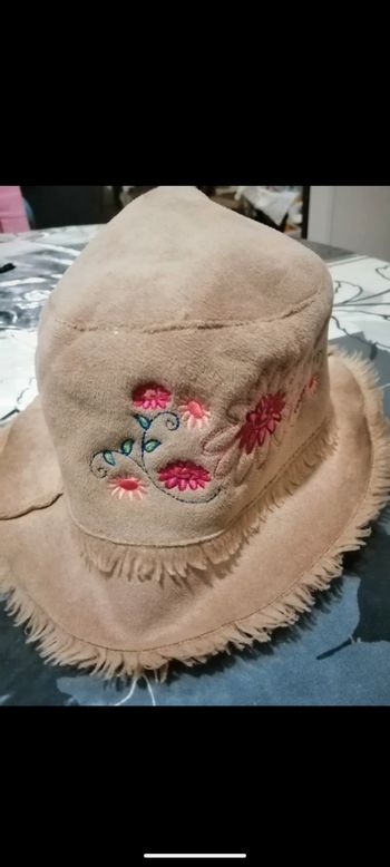 Beau chapeau, bob vintage. Taille 4/5 ans