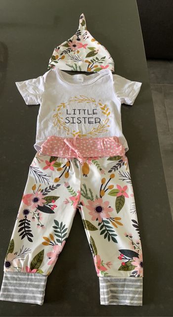 Ensemble litlle sister