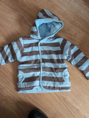 Petit manteau 9 mois