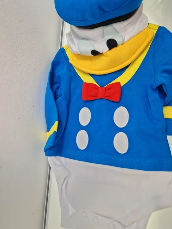 D166-Disney Store Body déguisement Donald pour bébés
03M - photo numéro 2