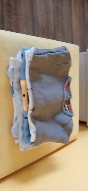 Lot vêtements 
