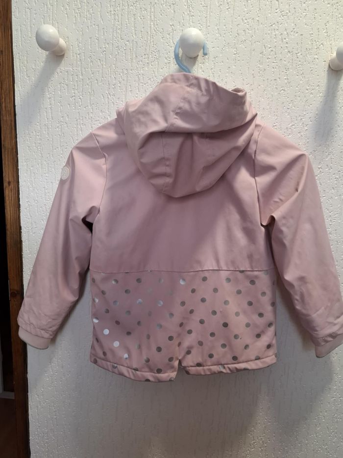 Beau blouson coupe-vent/pluie fille Okaïdi 4 ans rose/argenté très bon état - photo numéro 5