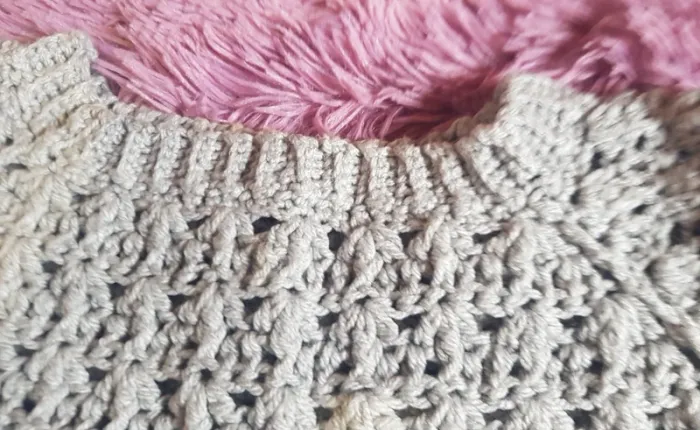 Pull gris perle au crochet - photo numéro 5