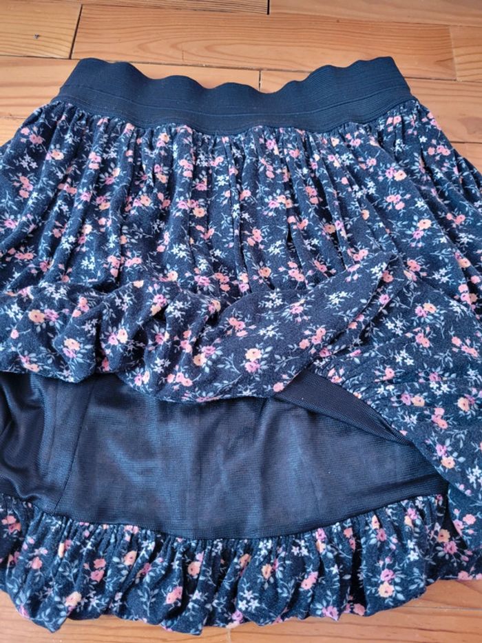 Jupe motifs fleurs floraux style liberty Zara taille S 36 noir rose coquette - photo numéro 8