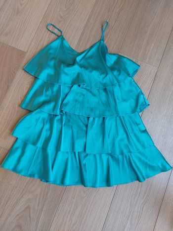 Robe satinée 