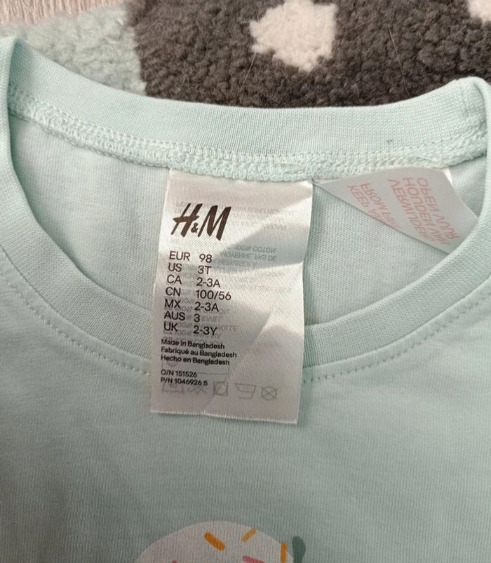 Pyjama short 
Marque h&M
Taille 98 cm - photo numéro 4