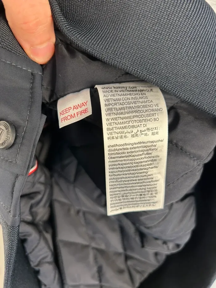 Bomber Tommy Hilfiger Marine 12 ans Neuf - photo numéro 7