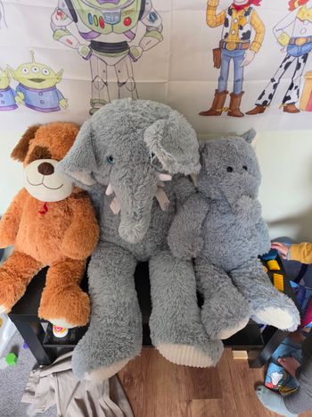Peluche éléphant géant 