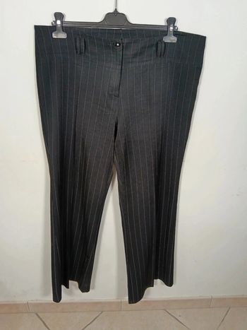 C17 pantalon noir 46