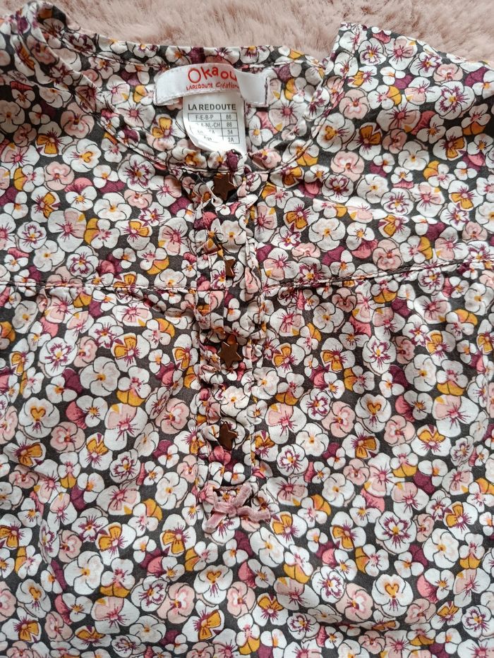 Blouse fleurie - taille 24 mois - photo numéro 3