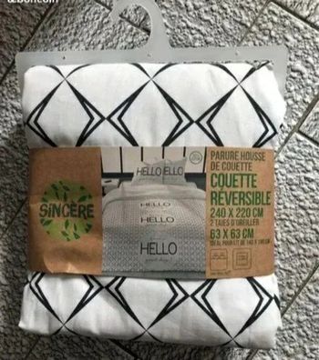 Parure housse de couette Sincere mod Hello 100% coton 57 fils 240x220 cm neuve ds emballage