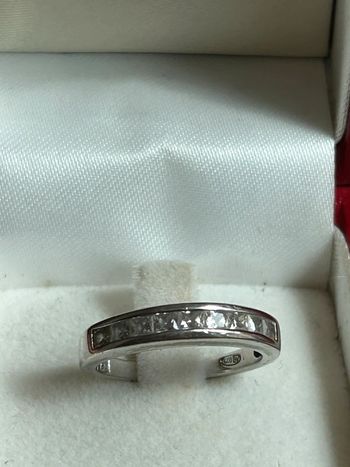 Jolie bague en argent massif avec pierres blanches T. 54 femme TBE