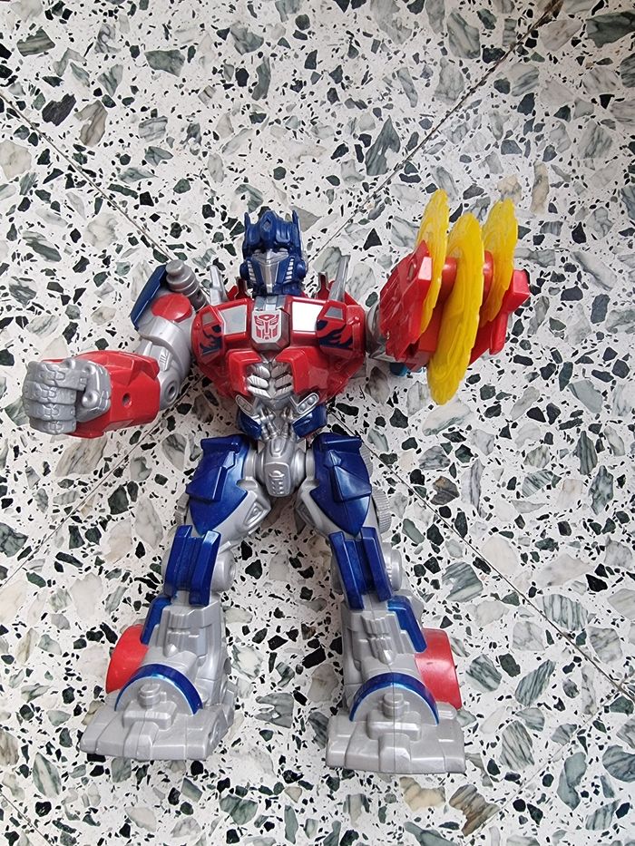 Robot transformers optimus prime