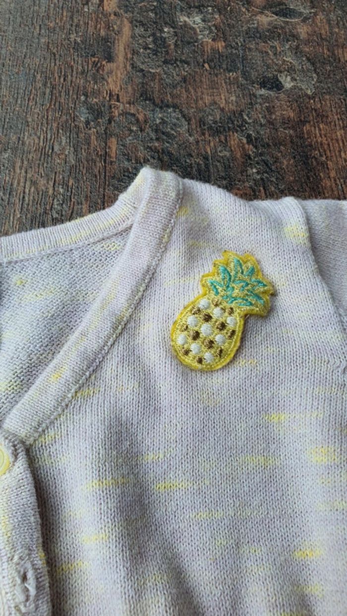 Gilet tao 18 mois en très bon état - photo numéro 3