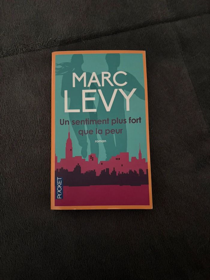 Lot de 2 livres Marc Lévy - Poche - Très bon état - photo numéro 2
