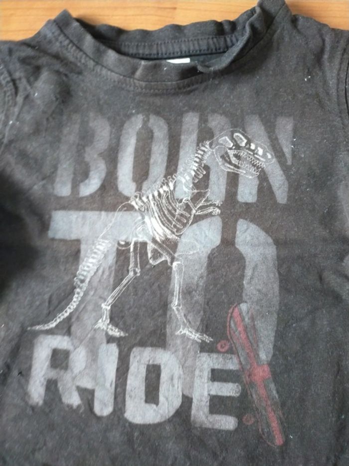 T-shirt 2 ans - photo numéro 3