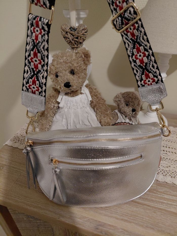 Sacoche banane argenté - photo numéro 3