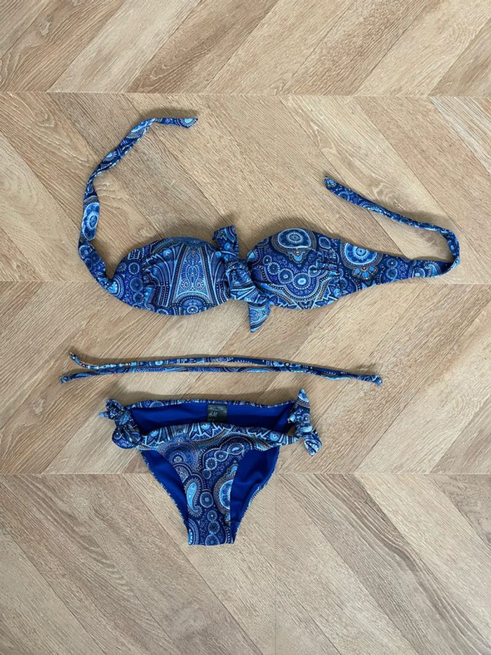 Maillot de bain 2 pièces H&M bleu et blanc - photo numéro 10