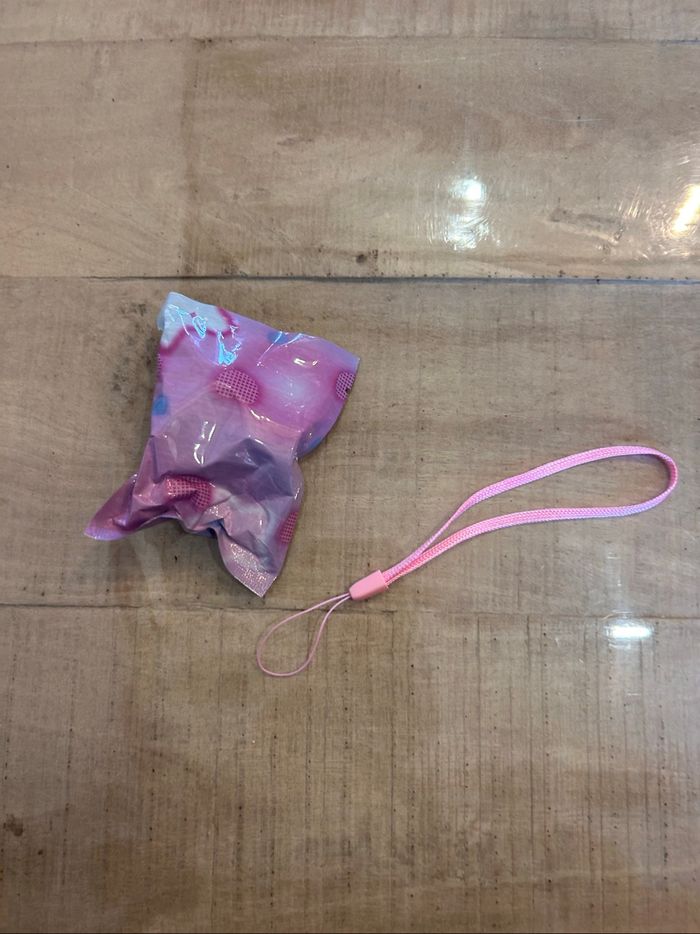 Porte clés Labubu neuf - photo numéro 3