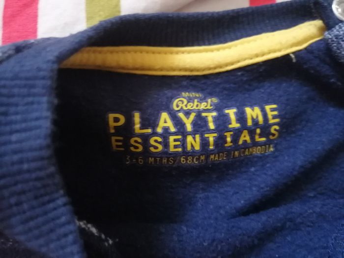 Sweat 3/6m - photo numéro 3