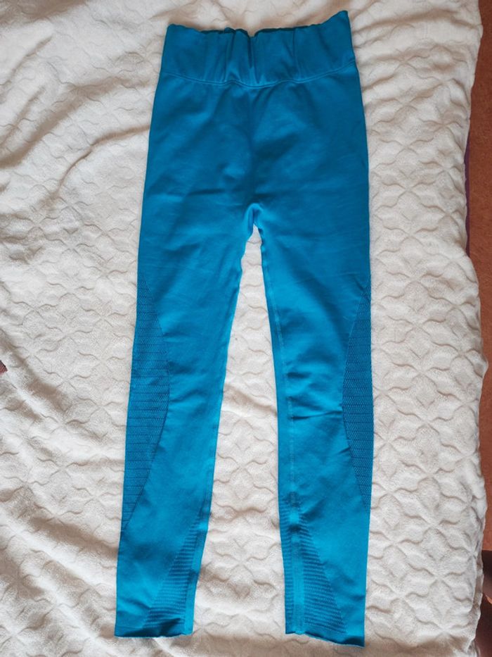 Legging de sport Fabletics bleu T.38/M - photo numéro 2