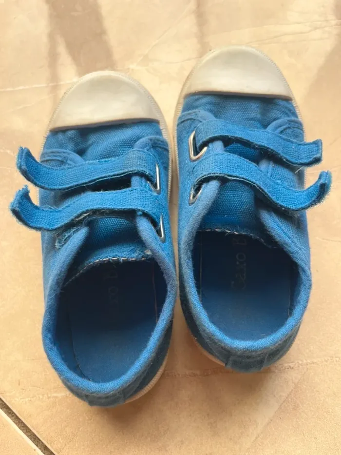 Baskets enfant bleu à scratch – pointure 26 (taille petit plus un 25) - photo numéro 4