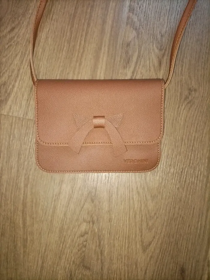 Joli petit sac couleur camel Verchini - photo numéro 3