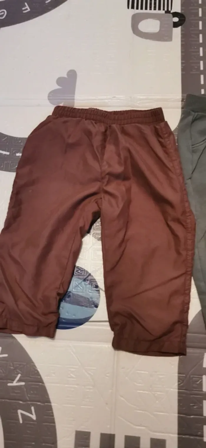Lot 4 pantalons 12 mois - photo numéro 3