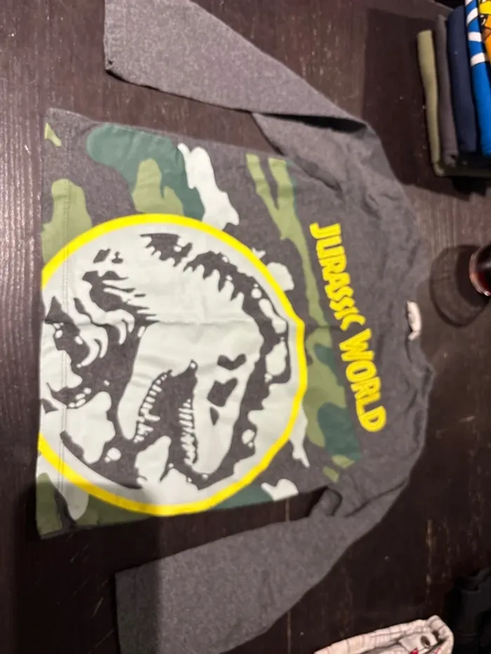 Tee shirt jurassic