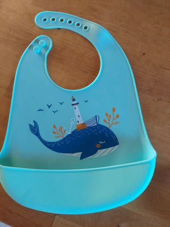 Bavoir silicone souple