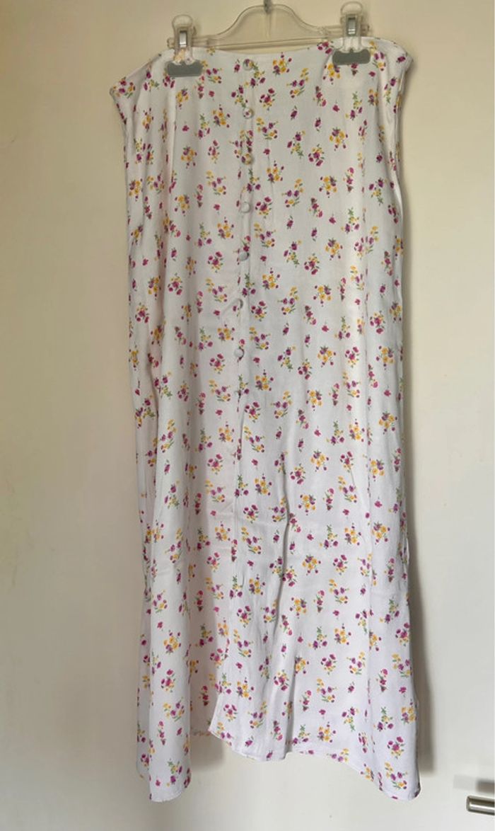 Jupe satin satiné fleuri midi blanche vintage longue satinée blanc printemps rose fleurie fleurs